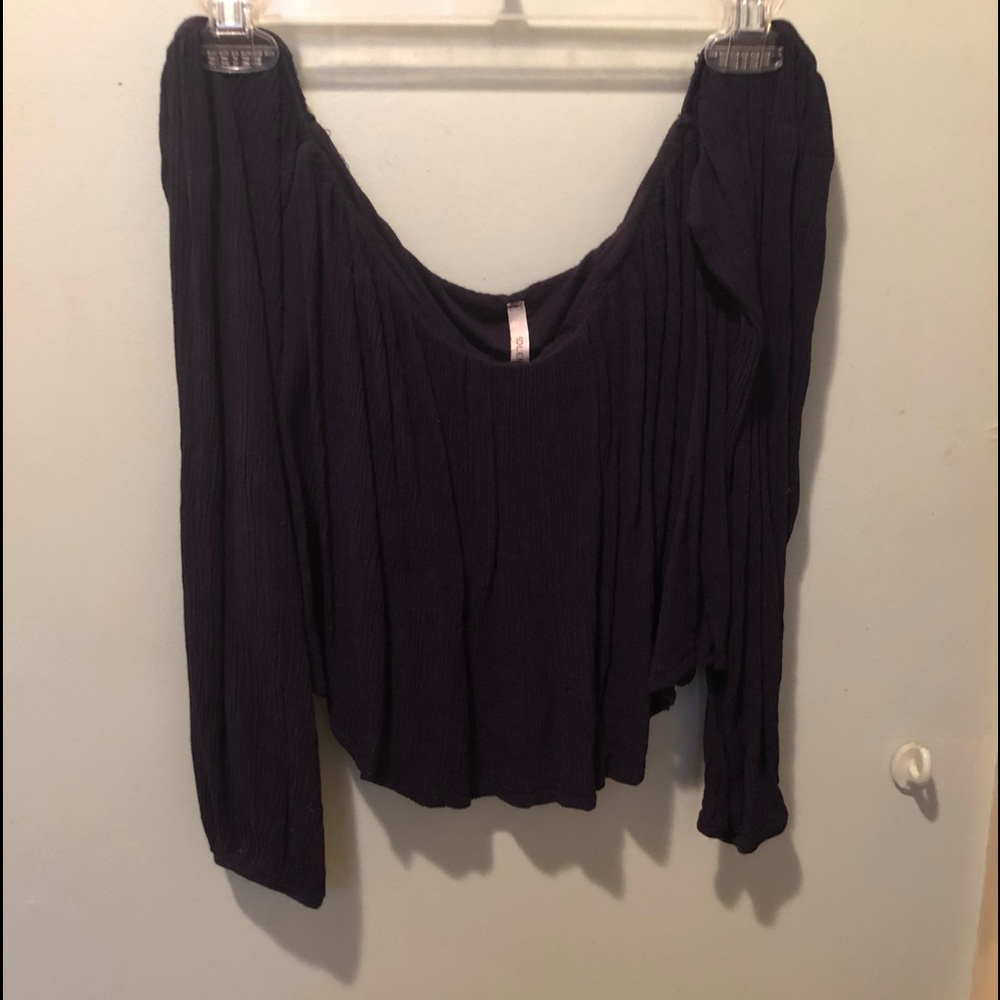 Off the Shoulder Crop top flowy S